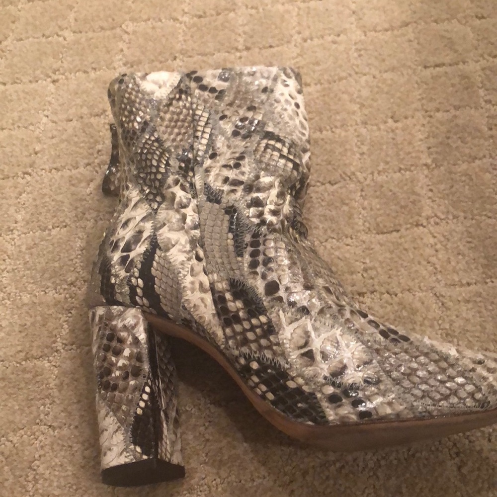 Python Booties - Picture 4 of 4